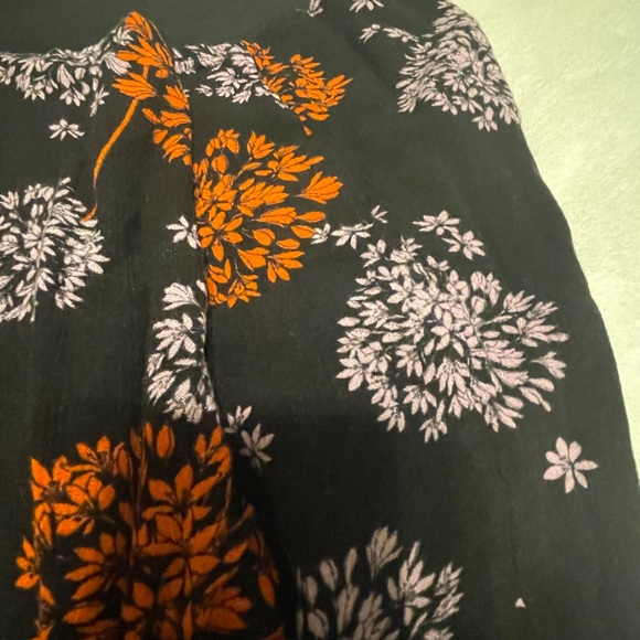 Shorts romper - Picture 2 of 4